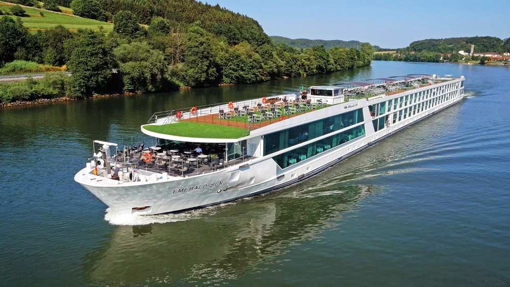Emerald Sun-Ship