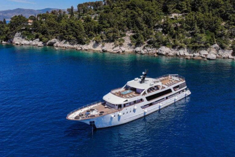 croatia-Ship-1